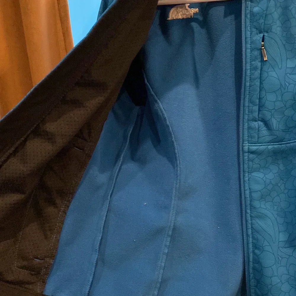 North face Shell - Picture 2 of 6